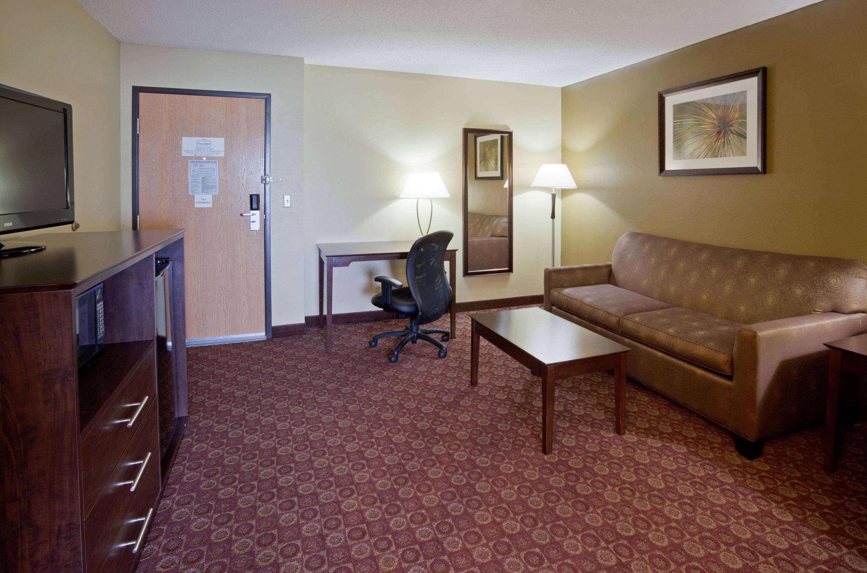 Americinn By Wyndham Blue Earth Εξωτερικό φωτογραφία