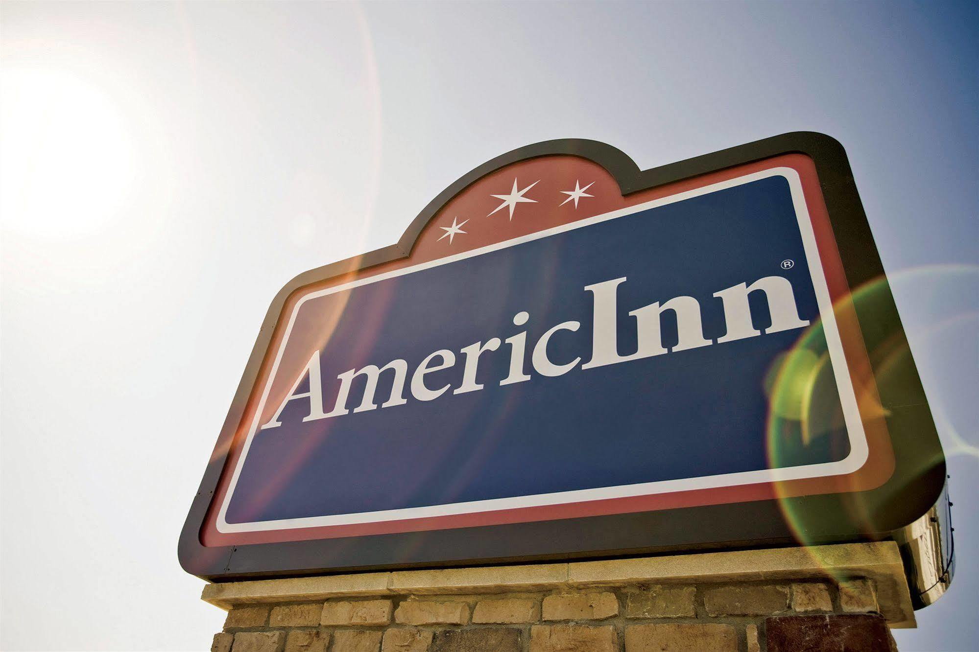 Americinn By Wyndham Blue Earth Εξωτερικό φωτογραφία
